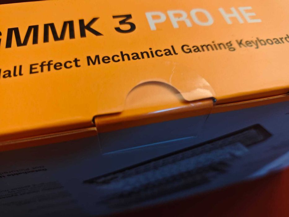 Teclado mecânico Glorious Gaming GMMK 3 Pro HE 75%