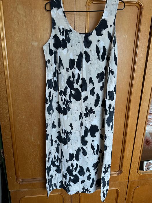 Літнє легеньке плаття