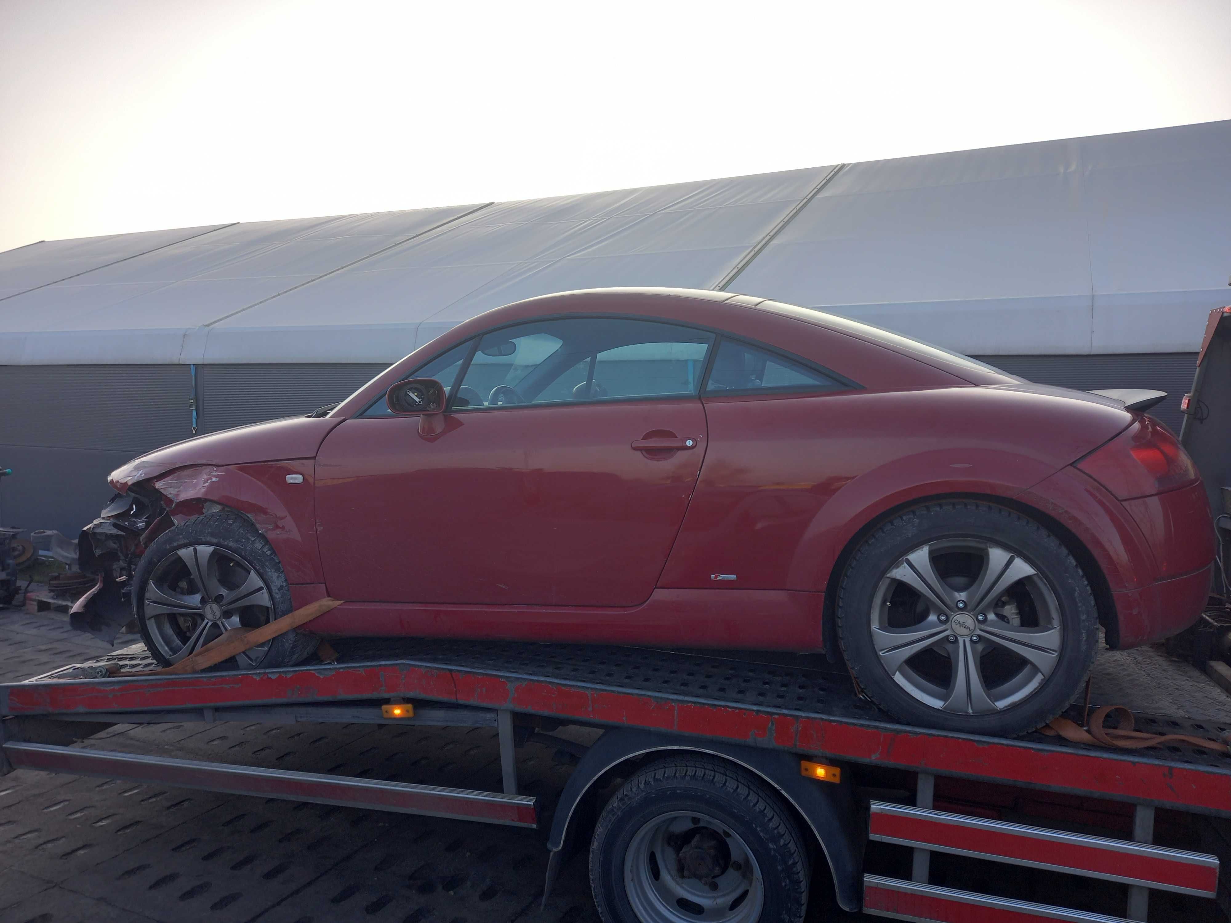 Audi TT 8N na Części 1.8T AUQ  Manual Półskóra Europa Czerwony