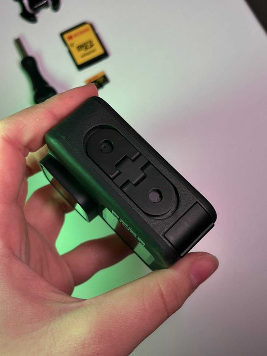 Екшн-камера GoPro Hero 9 з зарядною станцією