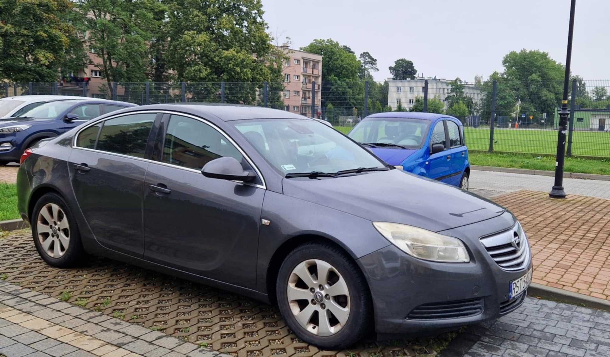 Opel Insignia 2.0, klimatyzacja, alufelgi