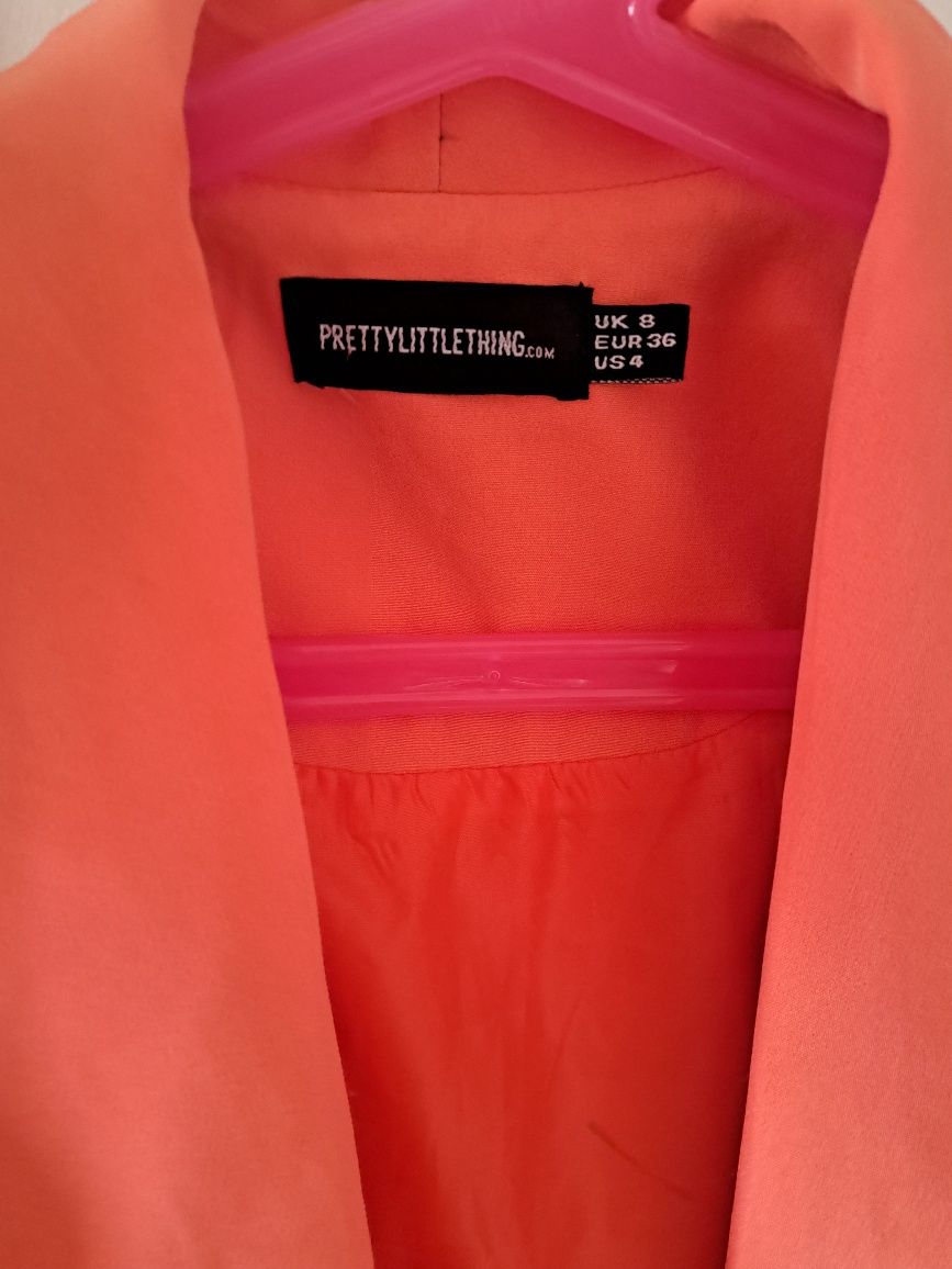 Pomaranczowa marynarka Pretty Little Thing rozm.36