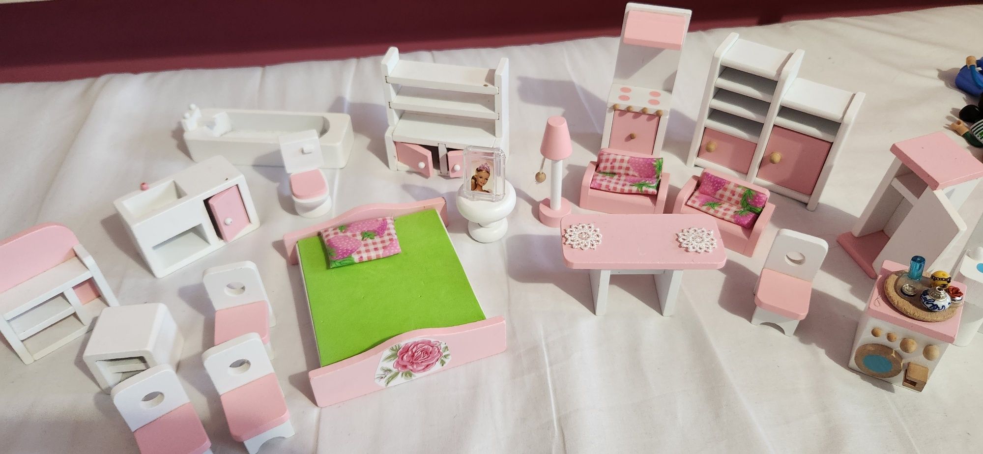 Drewniany Domek dla lalek Play tive lidl