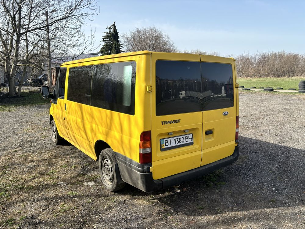 Ford Transit 2.0 дизель 8місць