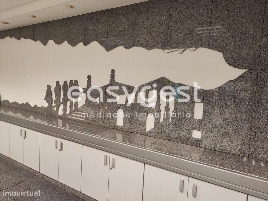 fantástica loja na Av. General Humberto Delgado em Castelo Branco