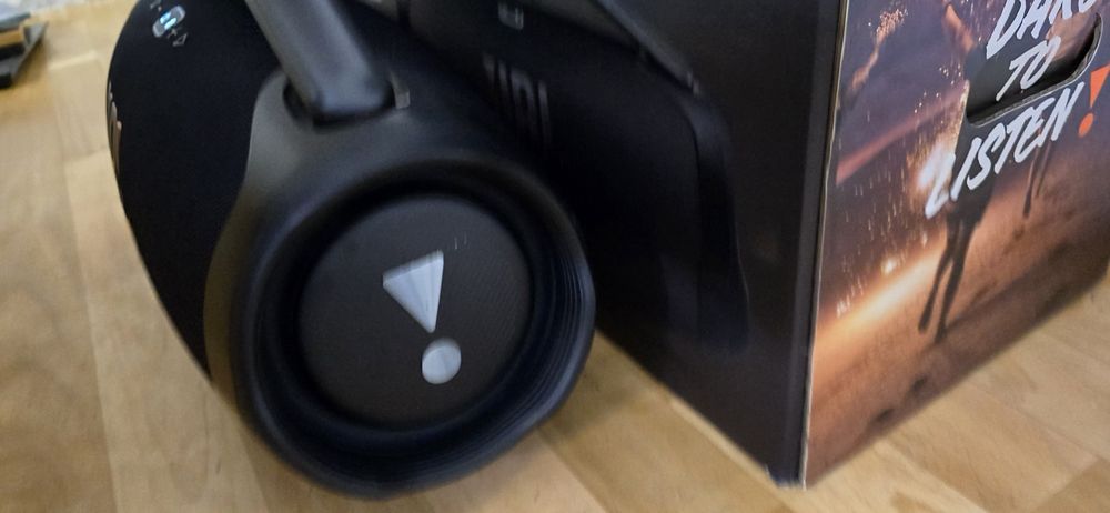 Głosnik JBL boombox 3