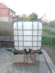 Mauzer 1000l z stojakiem