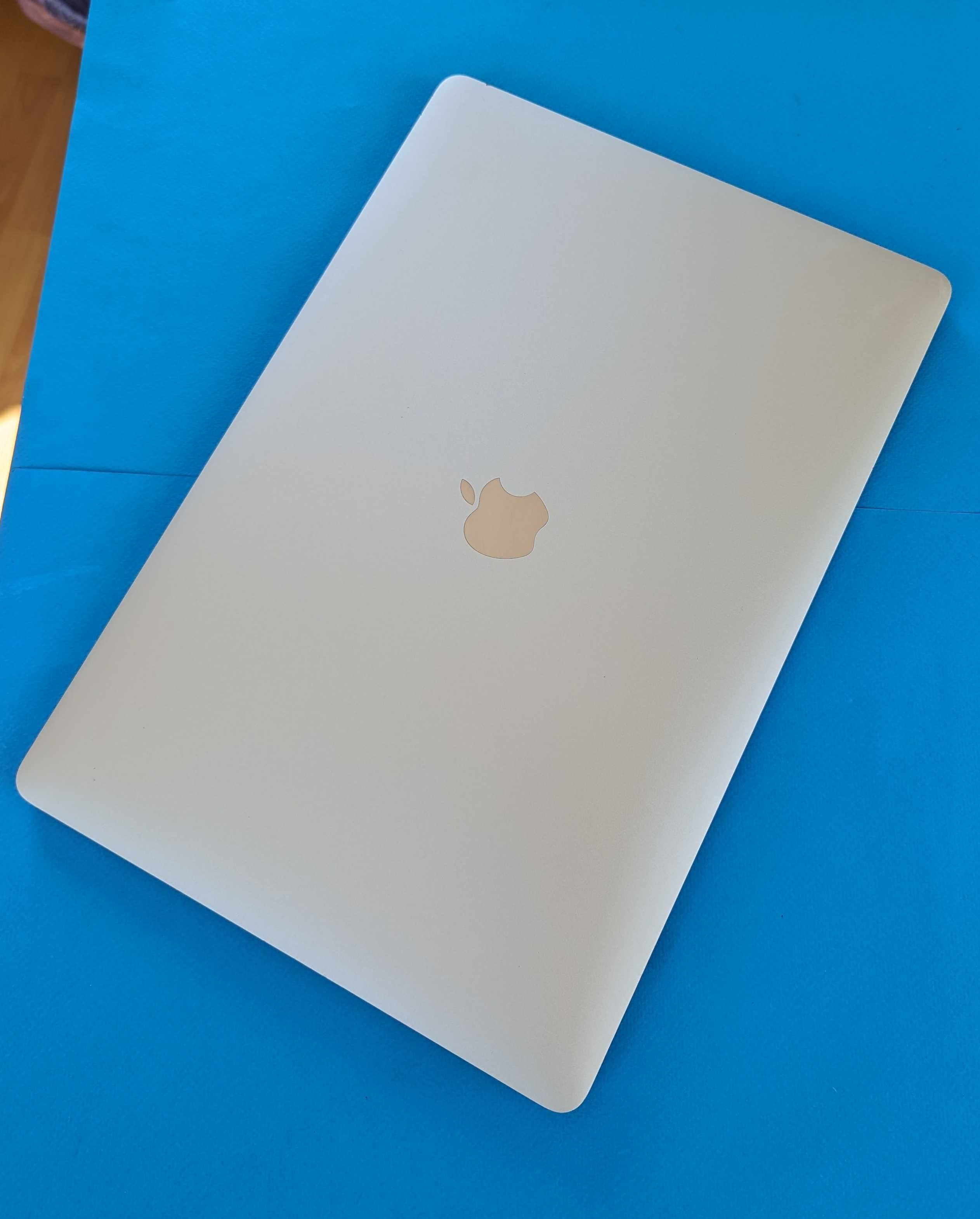 Ноутбук Apple MacBook Pro 2019 (a1990) 15.4", 16gb, i7 Radeon Pro 555x
