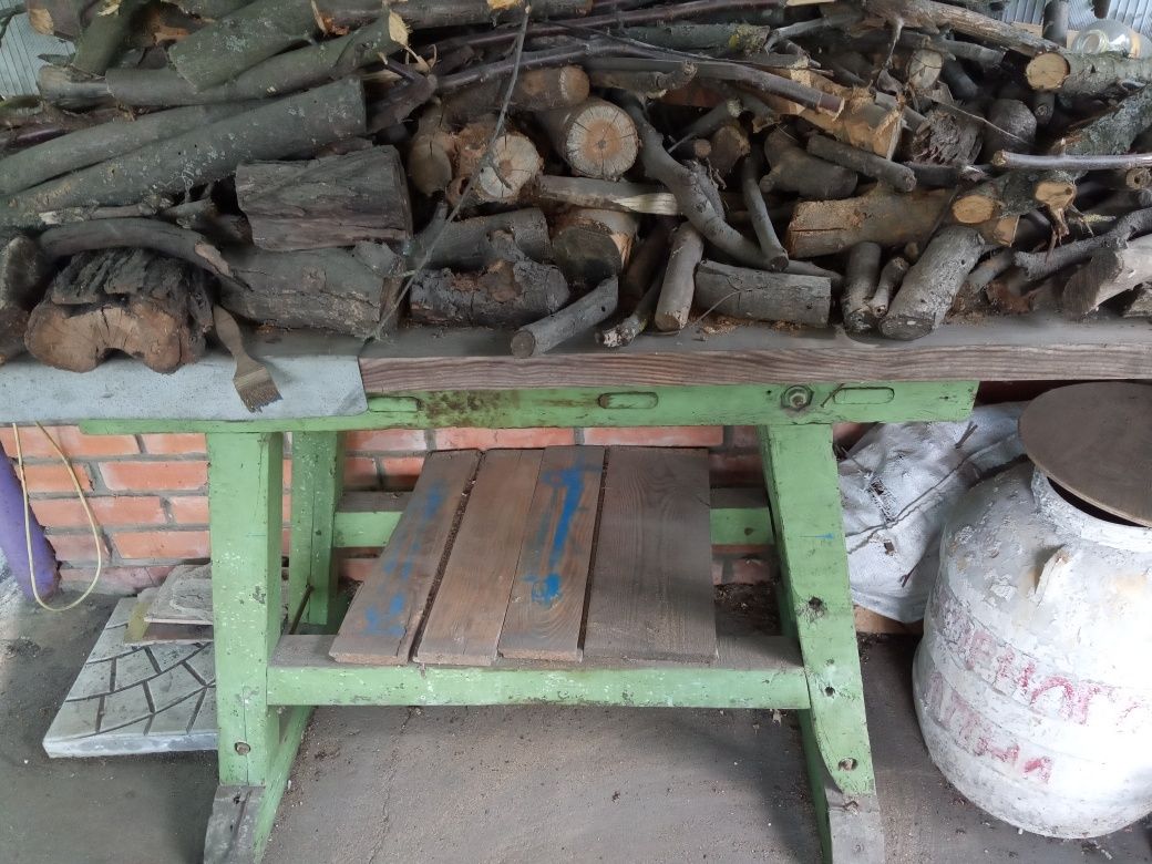Стол слесарный деревянный