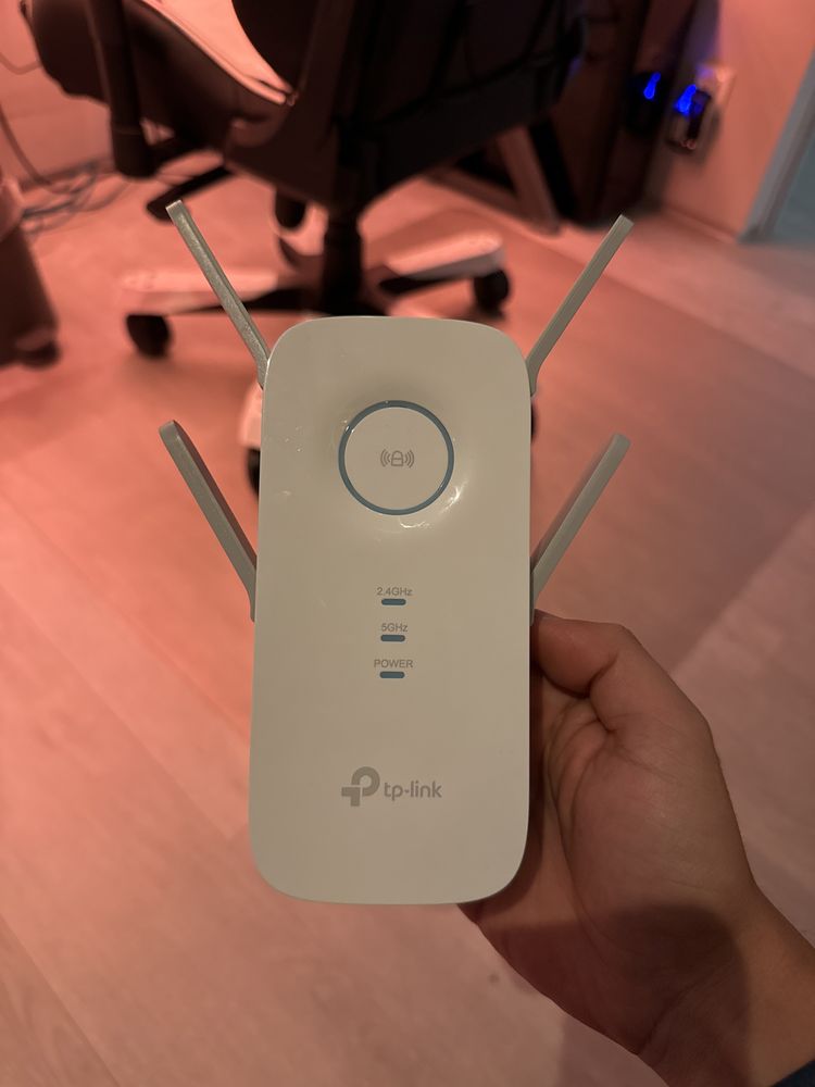 TP Link RE650 AC2600 MU-MIMO Wi-Fi range extender