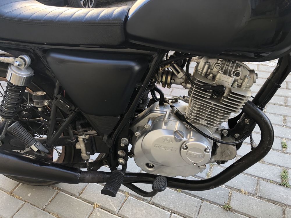 Moto mash cafe racer black edition 125