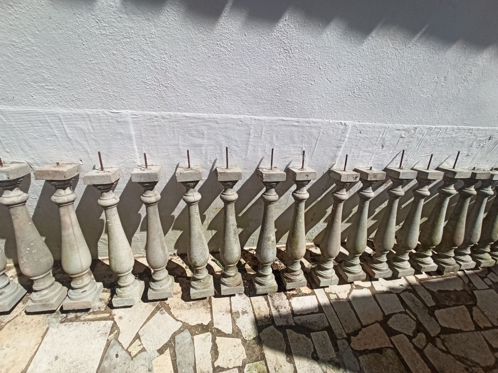 Pilares em pedra