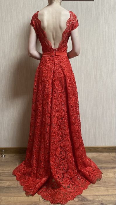 Гіпюрна мереживна вечірня сукня, продаж/оренда