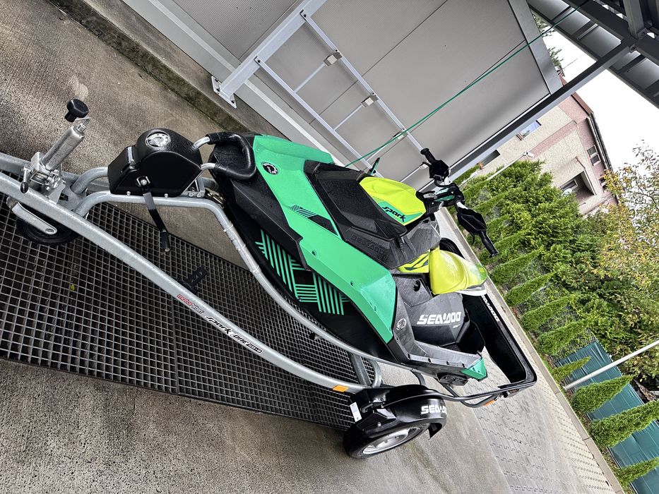 Wynajem przyczep lawet skuter wodny sea doo spark