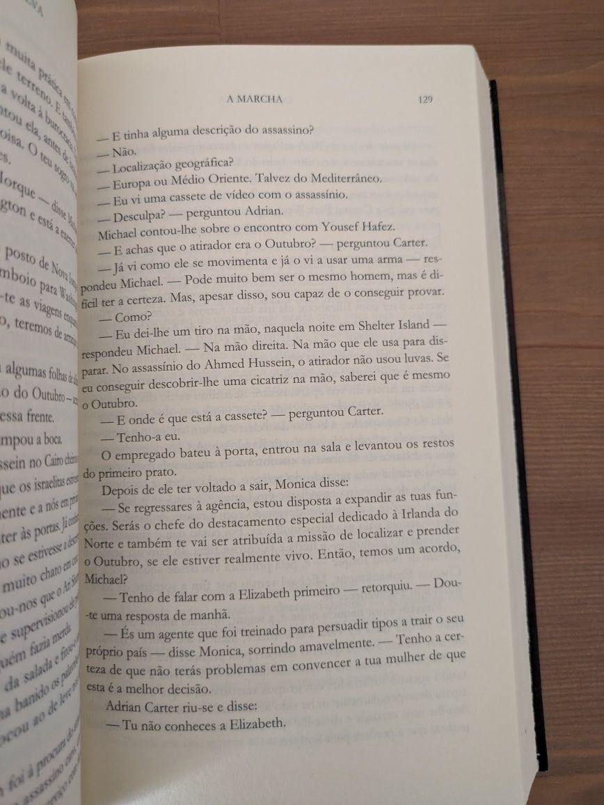 L " A Marcha "  Daniel Silva (Ed. Regular / Como Novo)