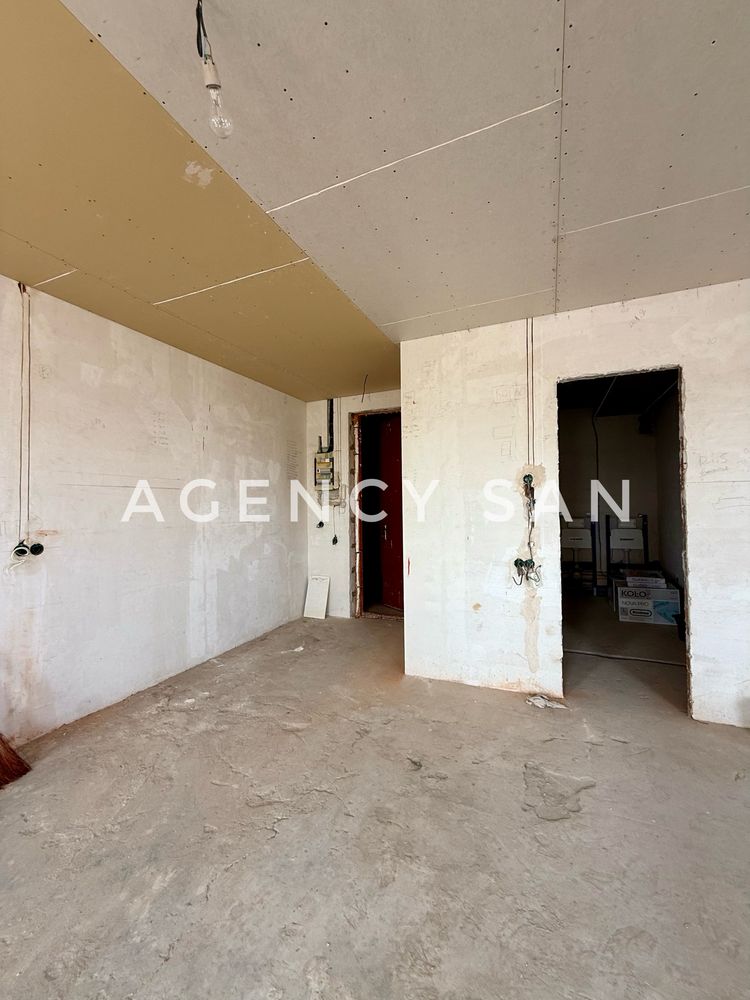 Продаж 1 квартири в Центрі 62м2