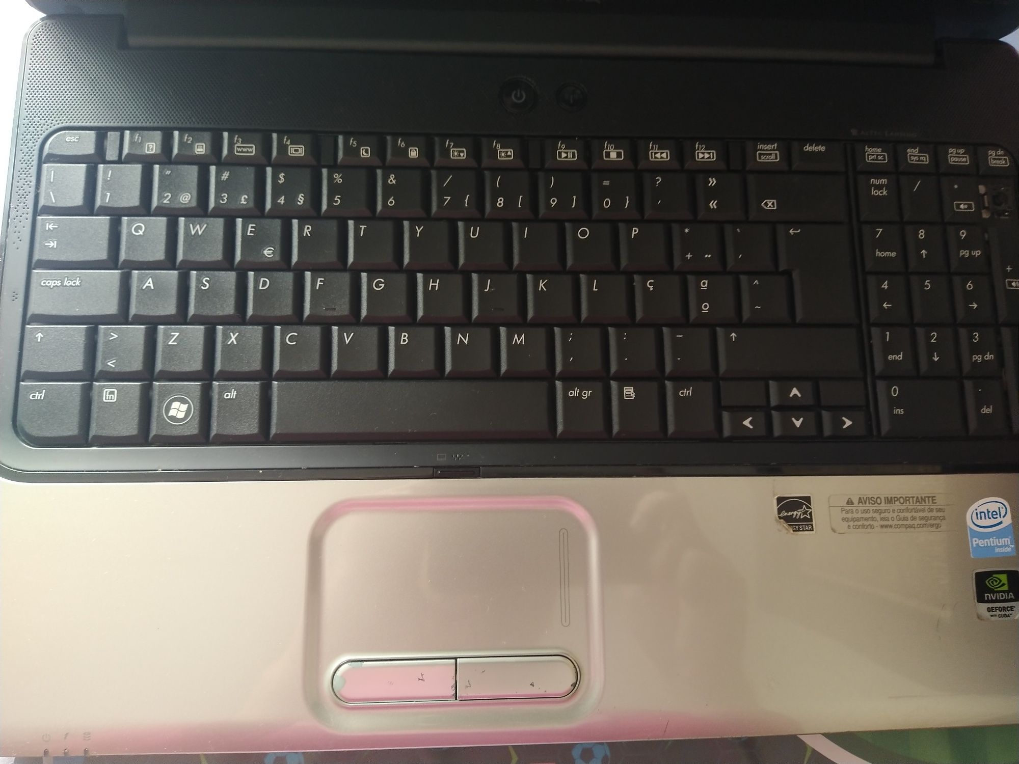 Portátil Compaq Avariado