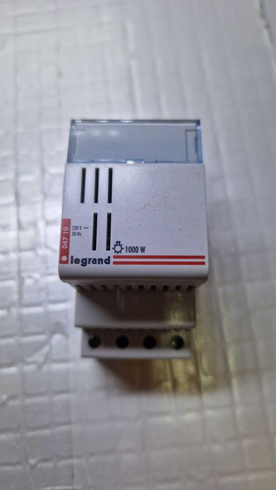 Wyłącznik timer czasomierz 04710 Legrand 1000W