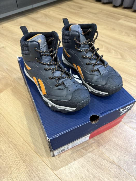 Ботинки Reebok осінь-зима  33 розмір