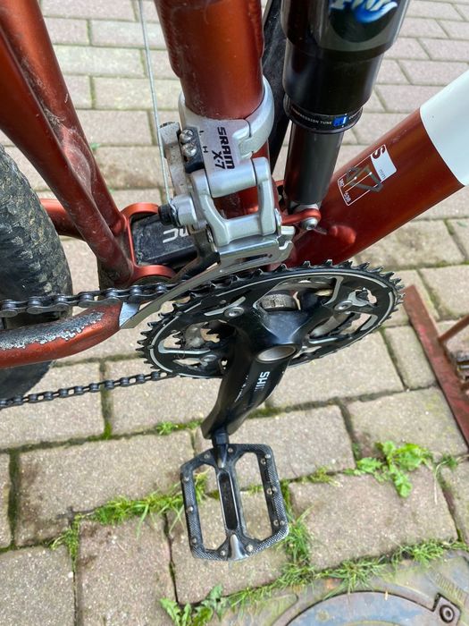 Sprzedam rower bmc full

Tylny amortyzator fox folat rp2 
Przedni bomb