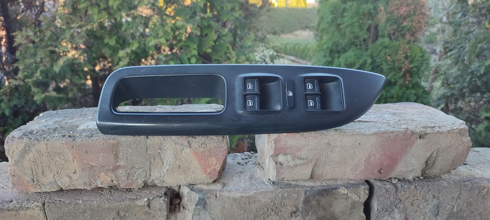 Ручка водійська Шкода Октавіа А5 ручка відкриття дверей Skoda Oktavia