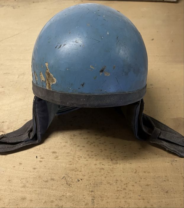 Stary PRL kask łupina orzeszek