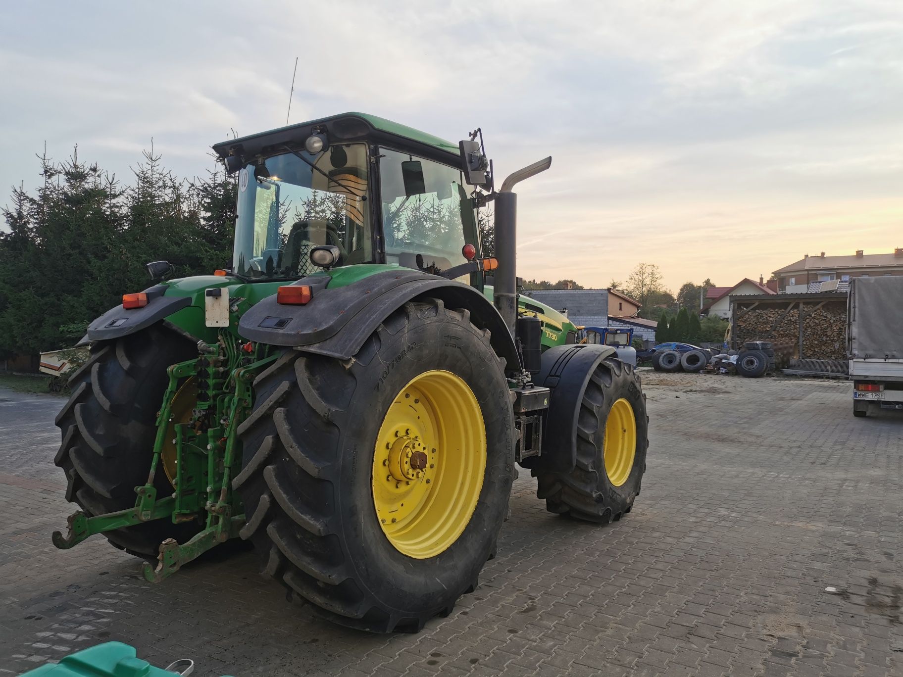 Ciagnik John deere 7730