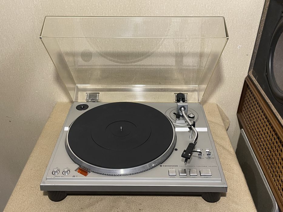 Автоматический японский HI-FI проигрыватель винила KENWOOD KD-2100