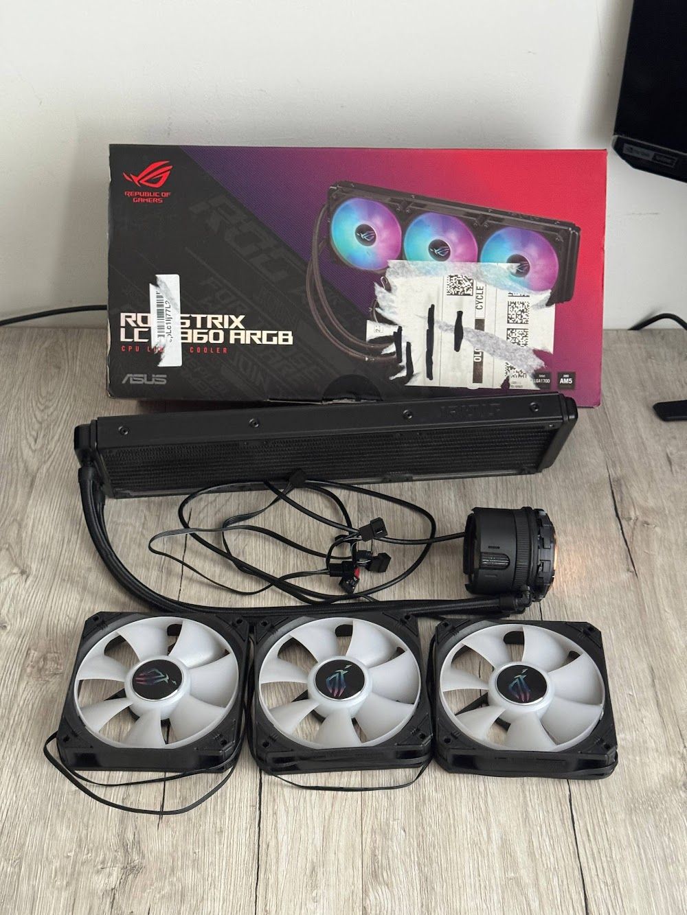 Система рідинного охолодження ASUS ROG Strix LC III 360 ARGB