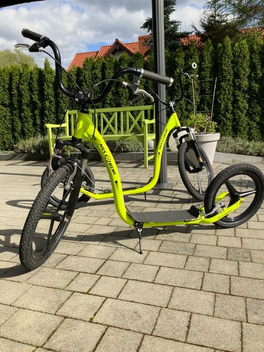 Hulajnoga Nils Extreme tradycyjna z pompowanymi kołami (1)