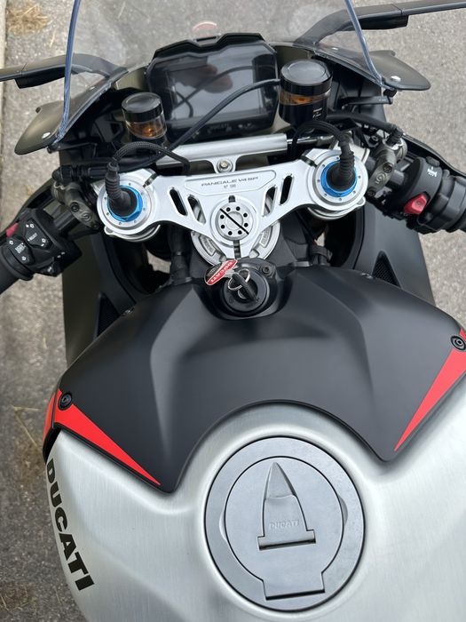 Vendo Ducati v4 sp1  ano 2021
