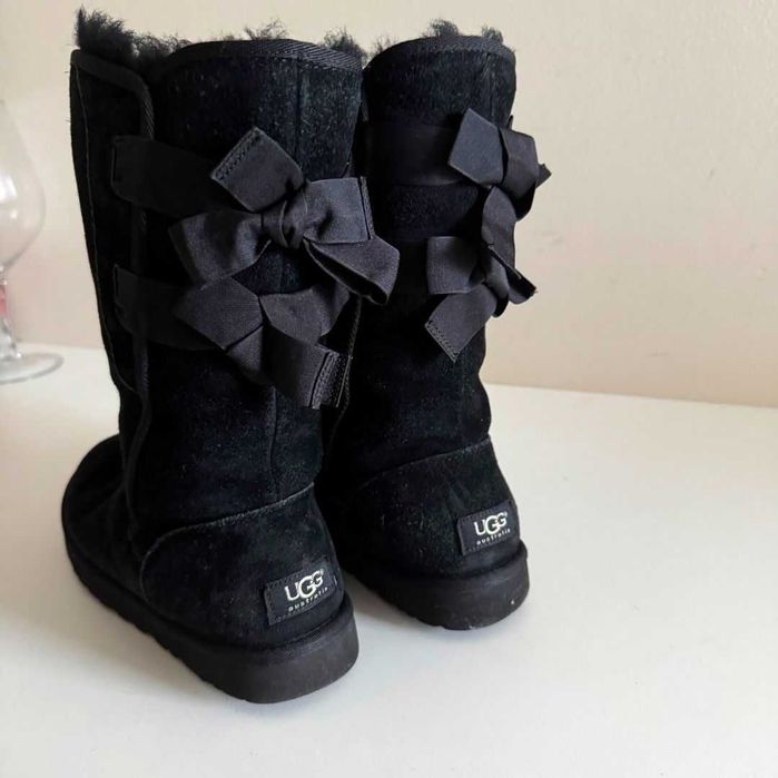 Botas UGG Bailey Bow Autênticas – Tamanho 38
