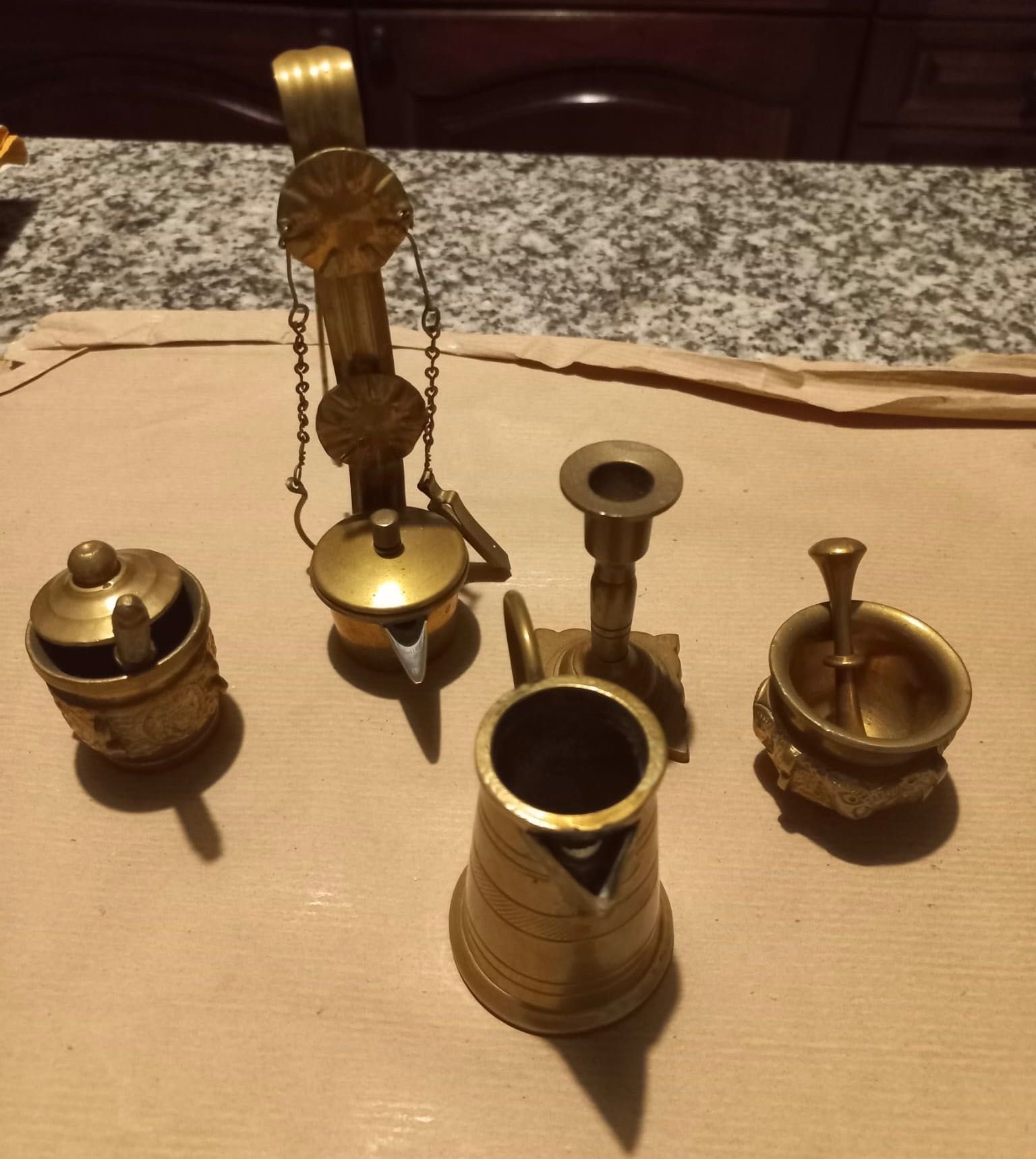 Conjunto de 5 peças douradas
