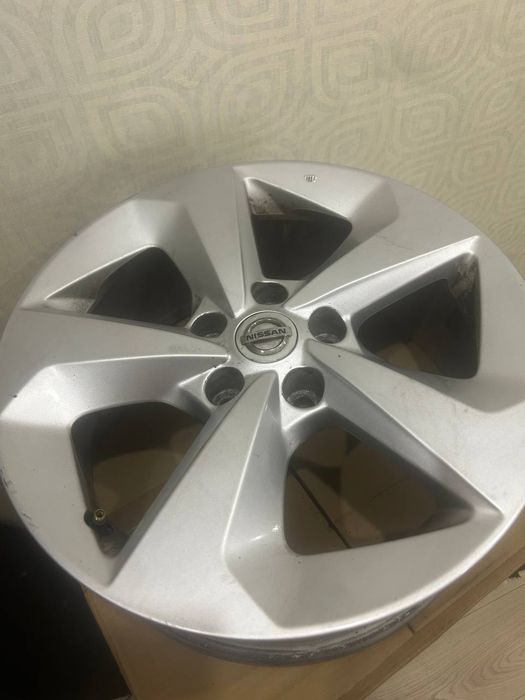Оригінальні диски Nissan Caskal