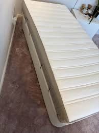 Colchao solteiro IKEA Hamarvik, molas, 90cm, como novo!