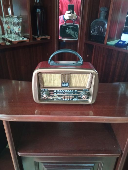Radio a bateria, energia ea pilhas