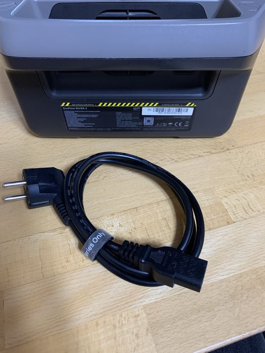 Зарядна станція EcoFlow River 2