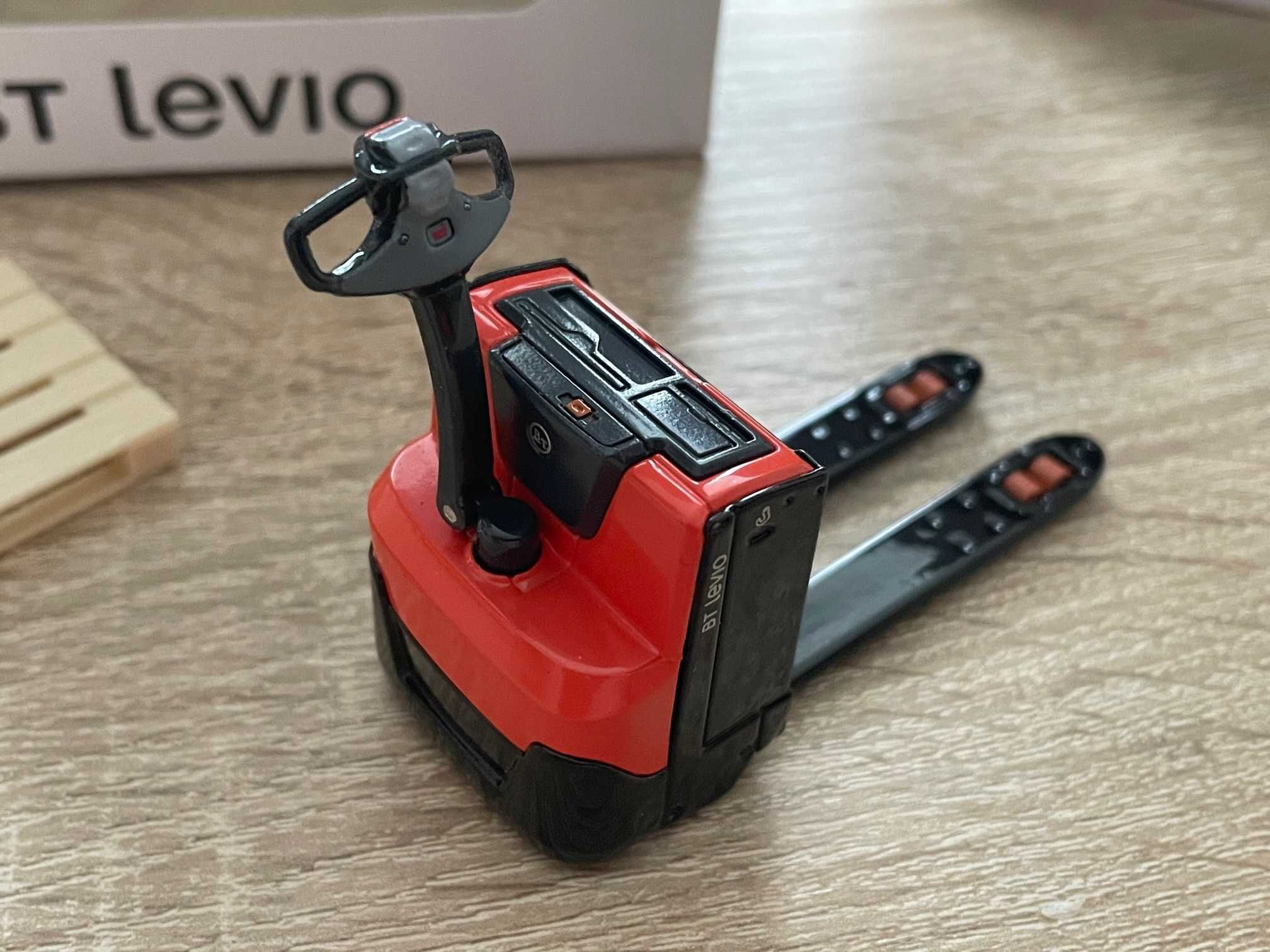Model - wózek widłowy Toyota BT Levio