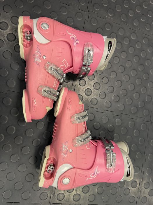 Buty Narciarskie Junior Regulowane 22.5-25.5 cm Sklep Serwis Wypo