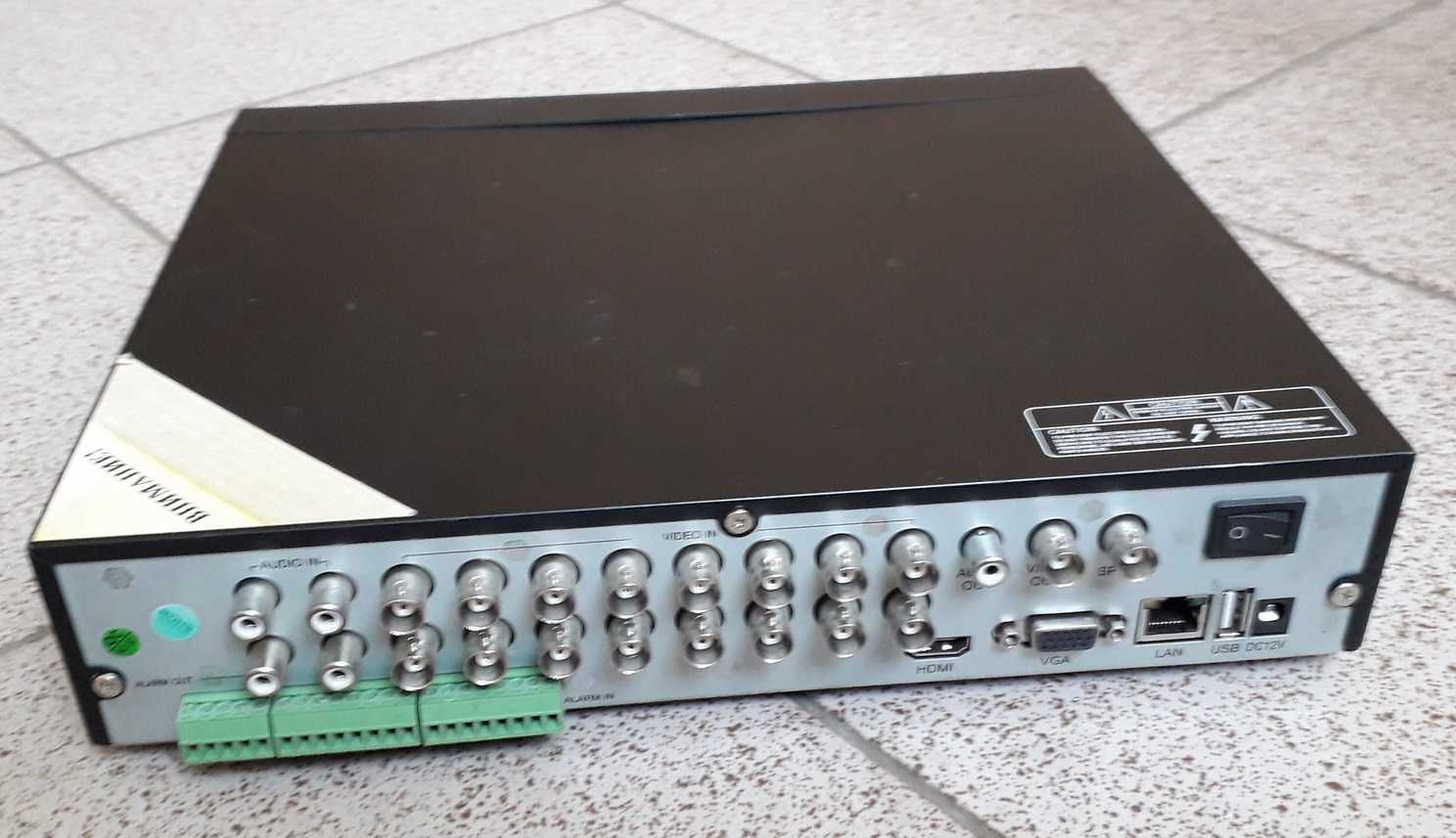 Видеорегистратор TVT TD-2316SE-C для аналоговых камер