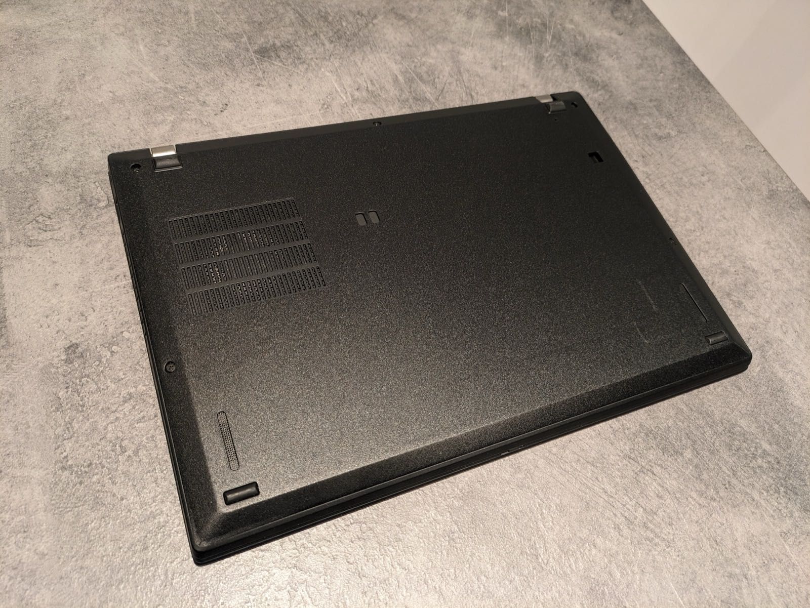 ThinkPad X13 20T3 - Perfekcyjny Stan, Winyl, i5, 512GB SSD, 16GB RAM