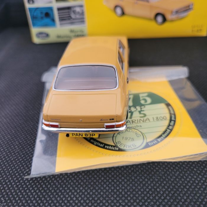 Carro miniatura.