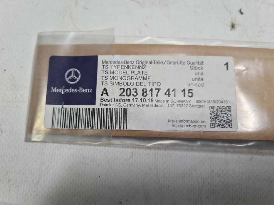Emblemat znaczek CLK 230 Mercedes W203 oryginał NOWY