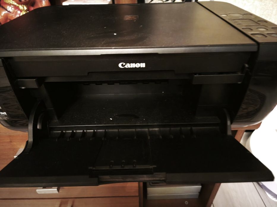 Кольоровий принтер потребує заправки