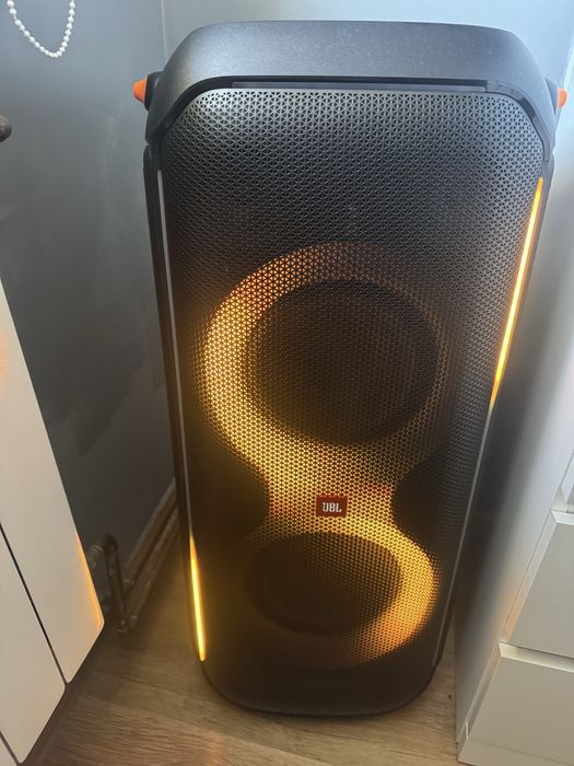 Jbl partybox 710
