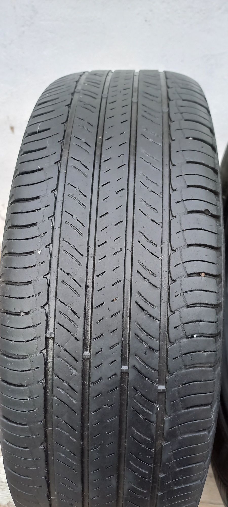 Шины Michelin б/у 215 65r16