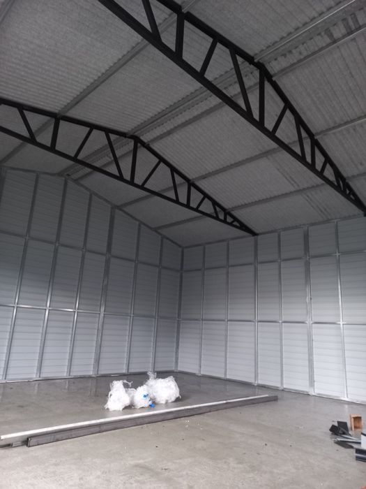 Garaż blaszany nowoczesny wygląd drewnopodobny