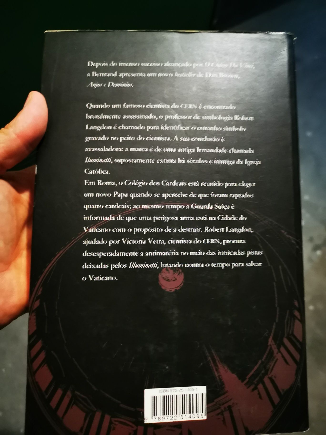 Livro Anjos e Demónios