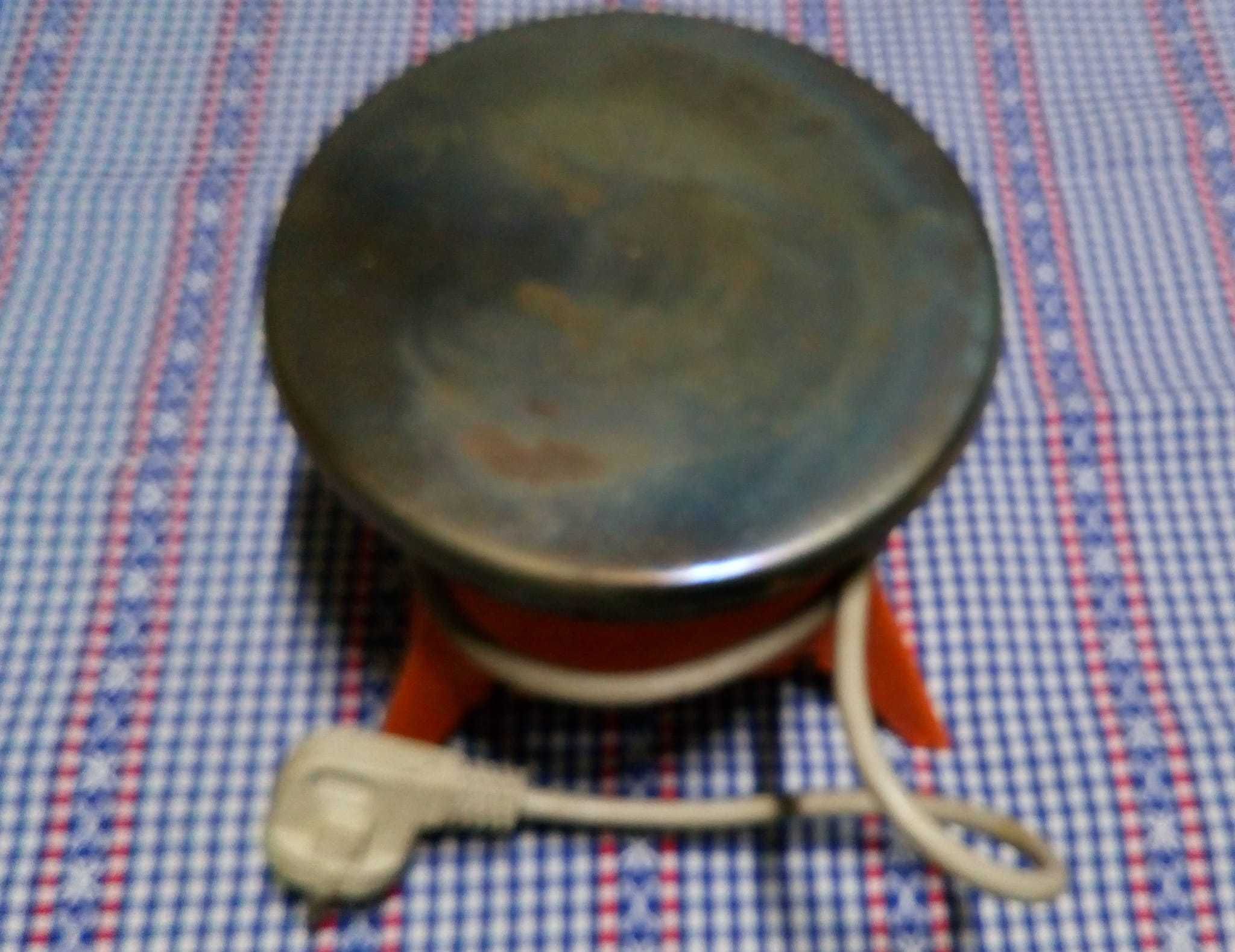 Placa elétrica. Pouco uso. A funcionar na perfeição.