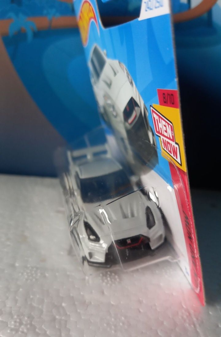 Nissan 35GT-RR Hot Wheels